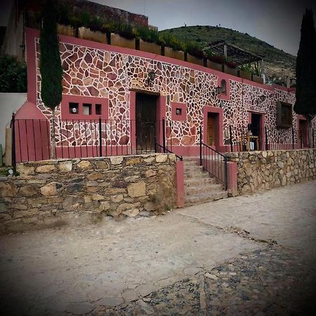 Hotel Hacienda Encantada Real de Catorce エクステリア 写真