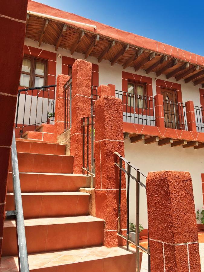 Hotel Hacienda Encantada Real de Catorce エクステリア 写真