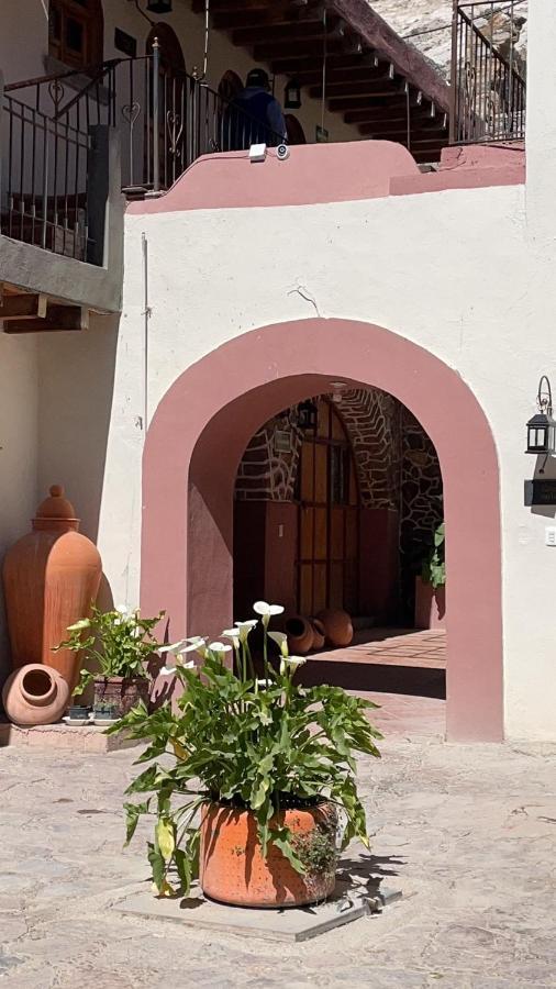 Hotel Hacienda Encantada Real de Catorce エクステリア 写真