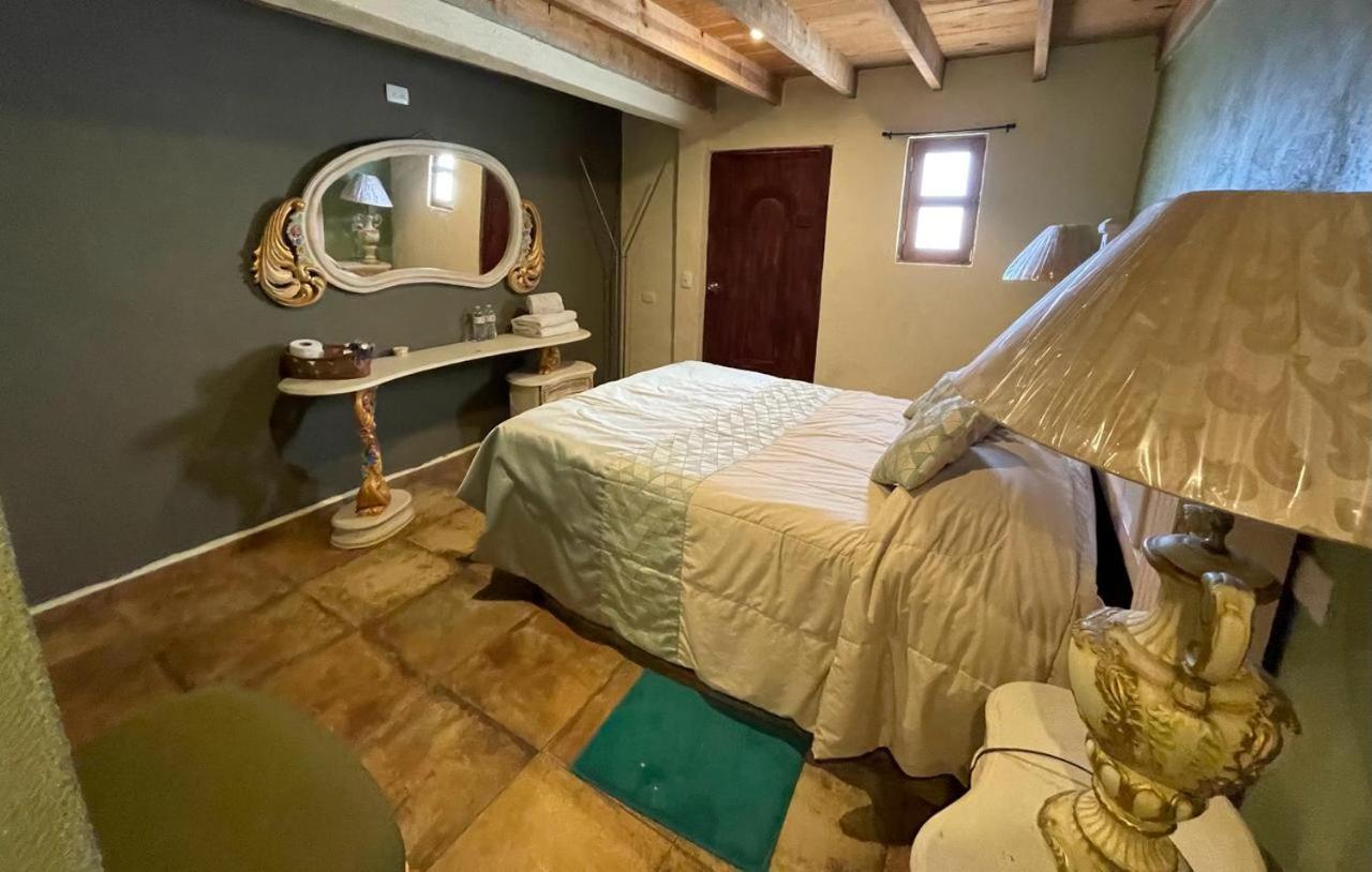 Hotel Hacienda Encantada Real de Catorce エクステリア 写真